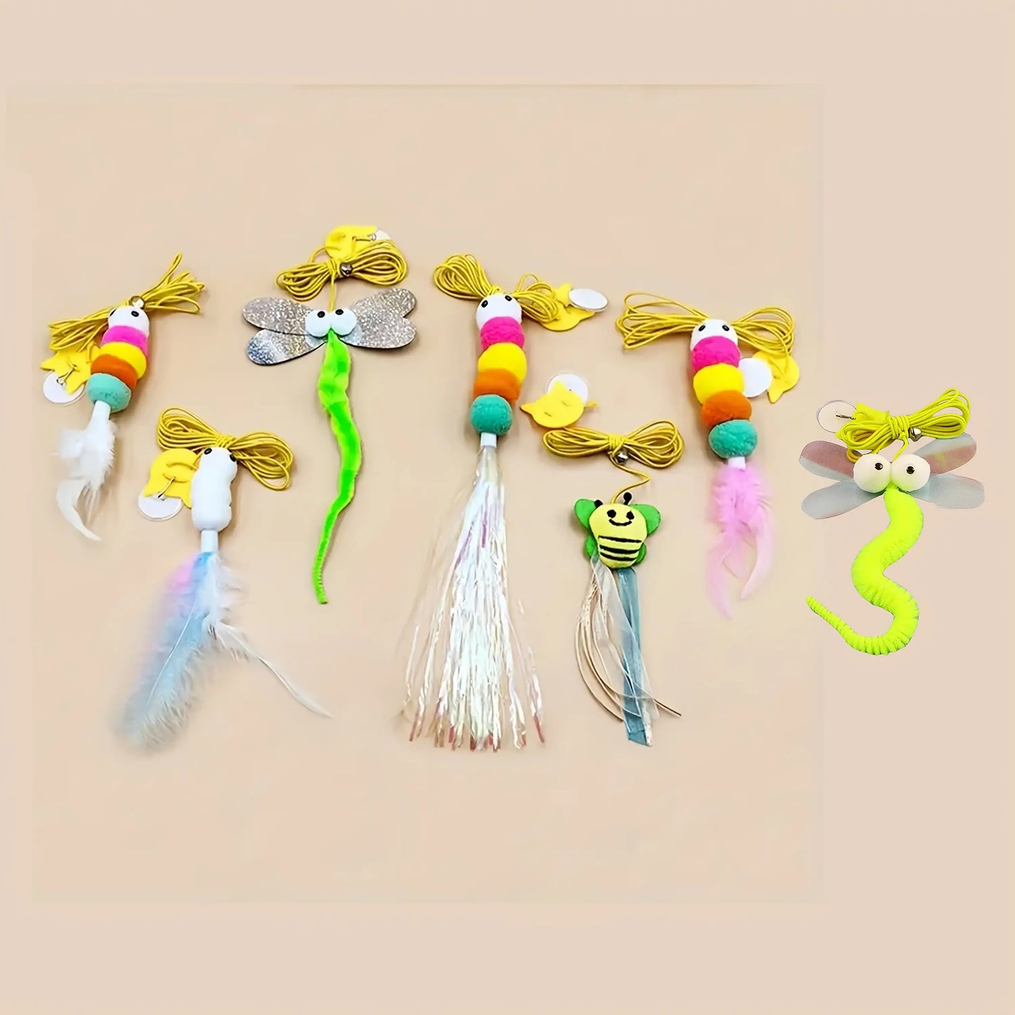 [Interactive Cat Squeaky Toy] 1 Interactive Cat Squeaky Toy, Random Color and Style, 1pc Delivery with Stretchable Spring Rope for Indoor Playtime. Features Artificial Feathers & Bell – Durble Nylon Hanging Doorway Kitten S