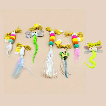 [Interactive Cat Squeaky Toy] 1 Interactive Cat Squeaky Toy, Random Color and Style, 1pc Delivery with Stretchable Spring Rope for Indoor Playtime. Features Artificial Feathers & Bell – Durble Nylon Hanging Doorway Kitten S