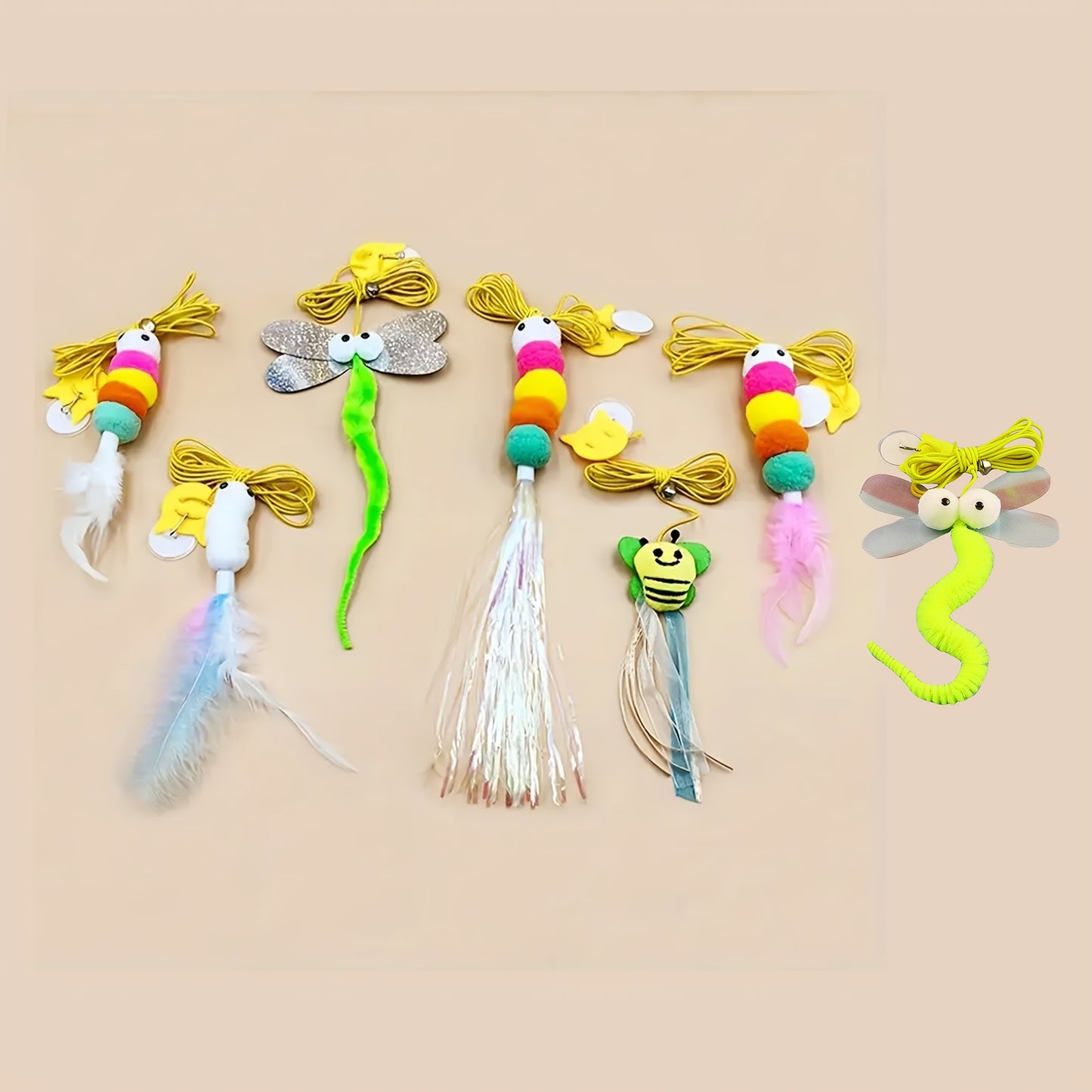 [Interactive Cat Squeaky Toy] 1 Interactive Cat Squeaky Toy, Random Color and Style, 1pc Delivery with Stretchable Spring Rope for Indoor Playtime. Features Artificial Feathers & Bell – Durble Nylon Hanging Doorway Kitten S