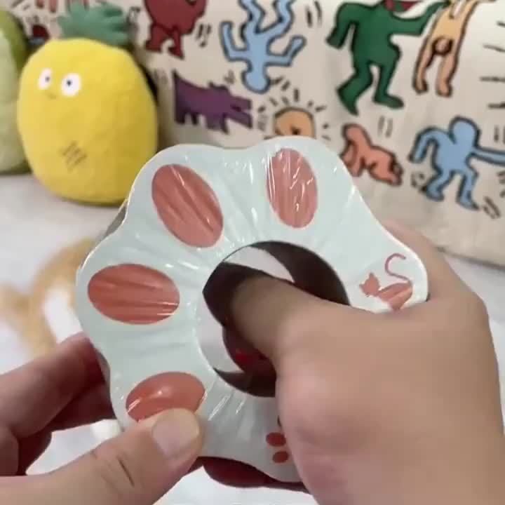 Interactive Foldable Cat Scratcher with Bell - Magnetic Honeycomb Design, Durable Play Pad for All Cats' Exercise & Mental Stimulation, Cat Toy